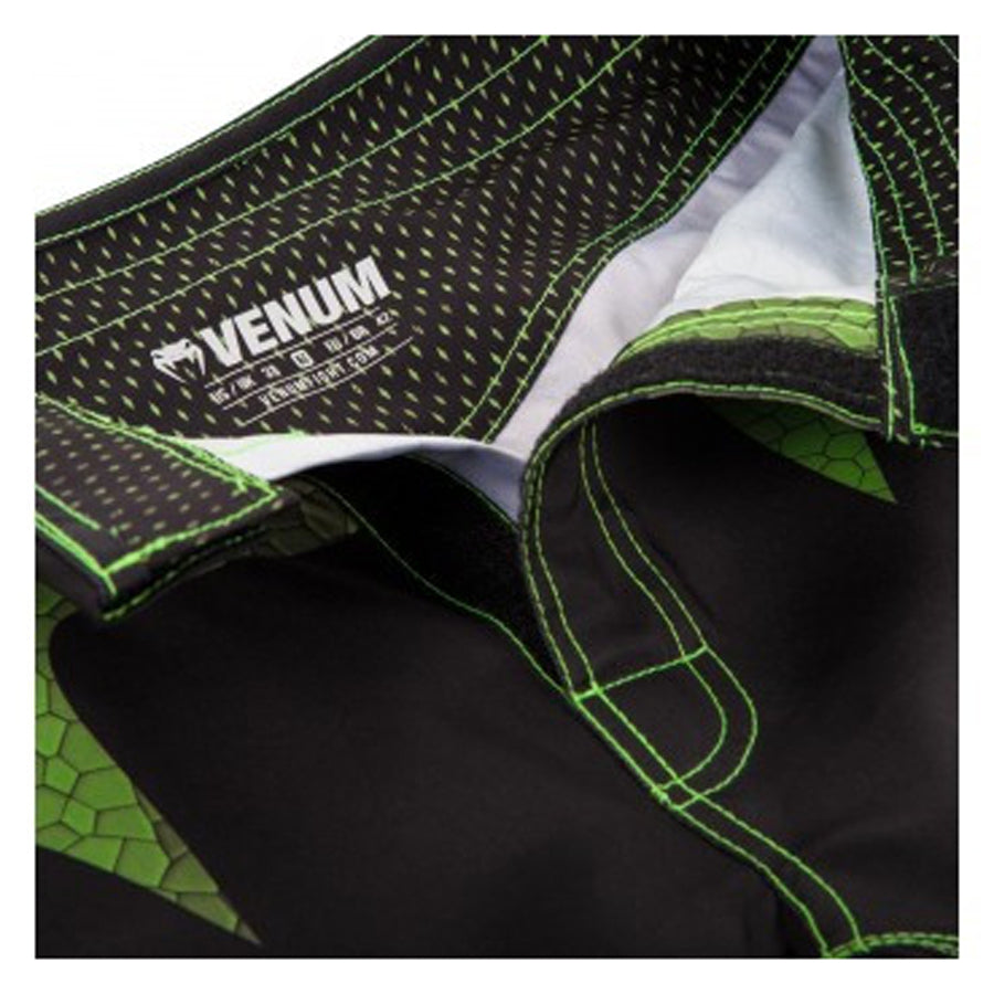VENUM "Hurricane" Amazonia Green - Fight Shorts