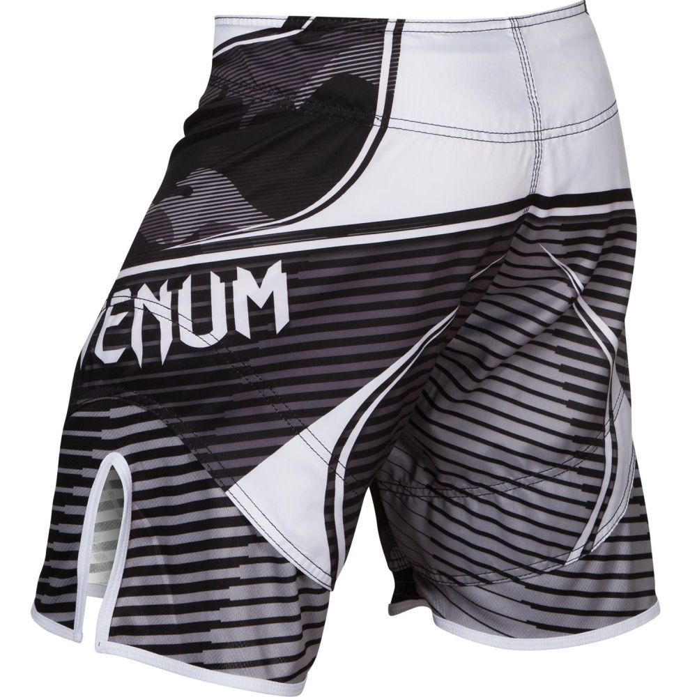 Venum Hero Fightshorts - Metrocamo